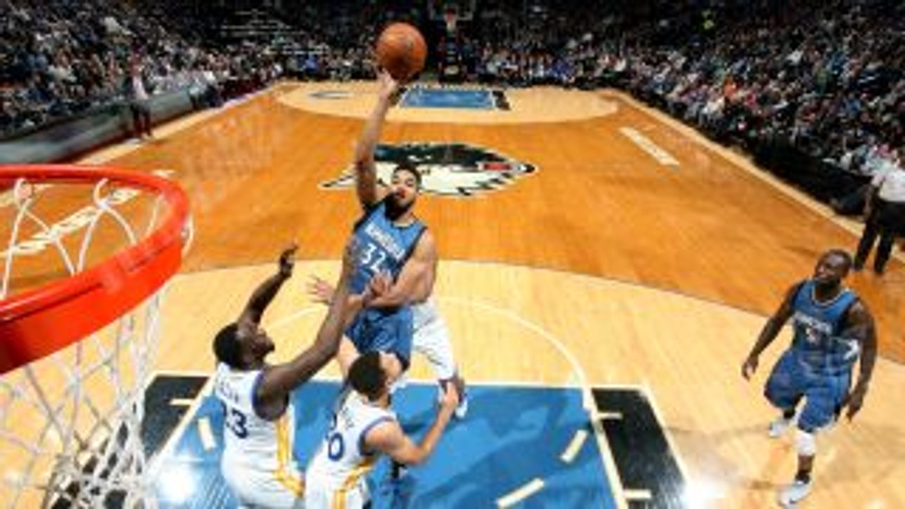 Move Of The Night: Karl-Anthony Towns