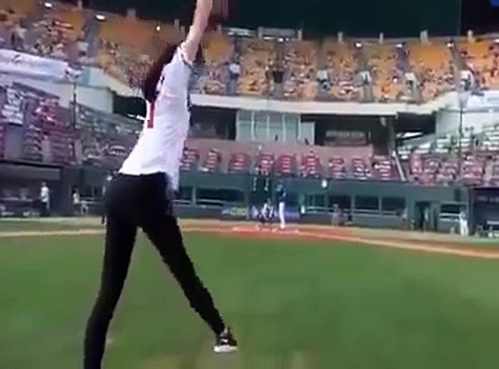 ایسی ویڈیو بار بار دیکھنے کو نہیں ملے گی، فنی بھی اور حیرت انگیز بھی--