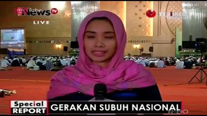 Скачать видео: Salat Subuh Berjamaah di Masjid Istiqlal Ramai Jamaah