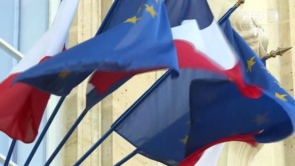 Le gouvernement adopte la prolongation de l'état d'urgence