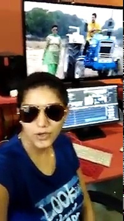 sapna Choudhary New Song -- badli badli lage se -- 2016 live Talk by Sapna Chaudhary