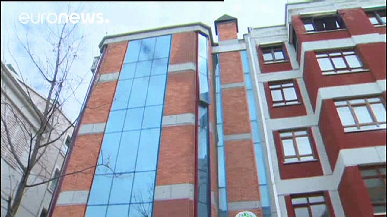 Turquie : près de 200 membres du principal parti prokurde arrêtés dans le sillage du double attentat d'Istanbul.