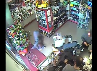 Ces voleurs n'auraient jamais dû braquer ce magasin