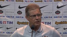 Oswaldo diz que saída de jogadores experientes 'quebrou a liga' do Corinthians