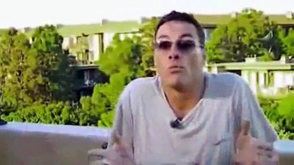 La plus belle déclaration de JC Van Damme - AWARE la révélation [Complete]