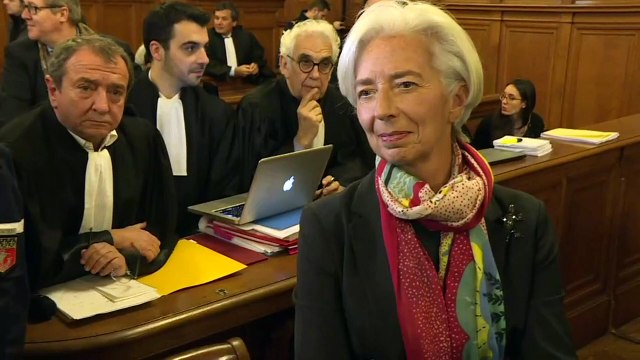Comenzó en París juicio por negligencia contra directora del FMI