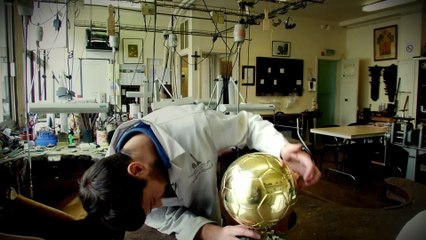 Foot - Ballon d'Or : Secrets de fabrication