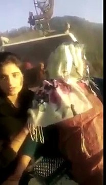 خاتون جب پہلی دفعہ چیر لفٹ پر سوار ہوہی تو کچھ یو ہوا ___ ضرور دیکھیں