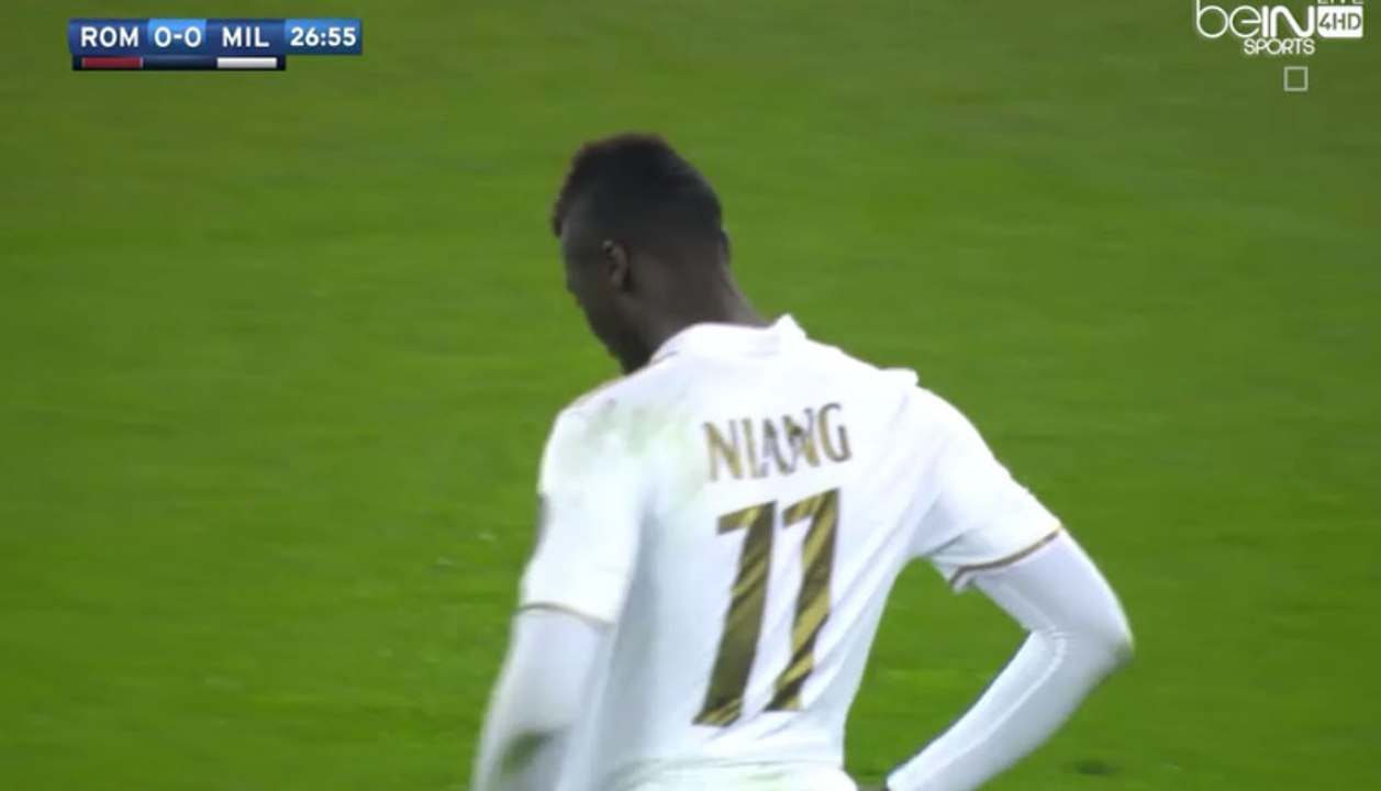 Wojciech Szczesny Penalty Saved Goal (Mbaye Niang Missed Penalty) - AS Roma 0-0 AC Milan - (12/12/2016)