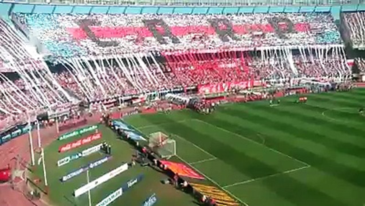 L'ambiance magique lors du match entre River Plate et Boca Juniors Vidéo Dailymotion