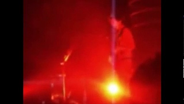 Muse - Invincible, New York Hammerstein Ballroom, 08/03/2006