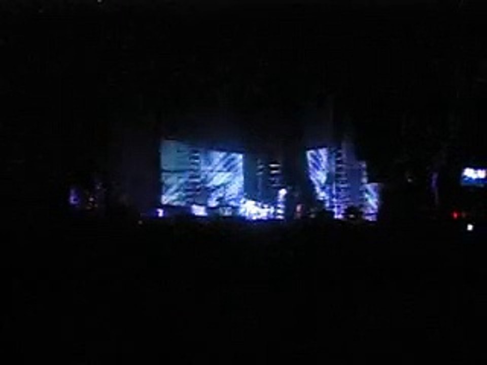 Muse - Take a Bow, Philadelphia Electric Factory, 08/04/2006