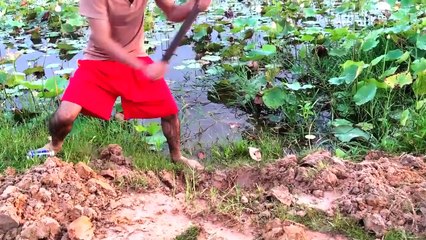 Amazing Deep Hole Fishing | How to fishing with deep hole In Siem Reap | Cambodian Fishing