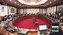 Acting president Hwang Kyo-ahn chairs cabinet meeting with focus on security & economy