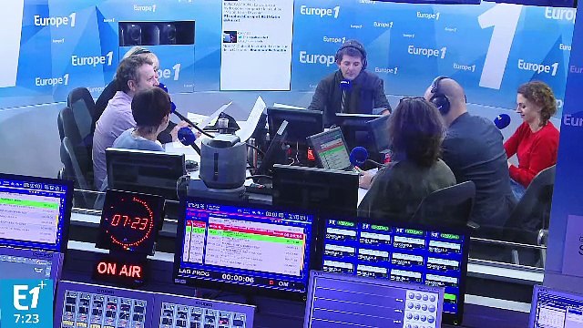 Marine Le Pen (voix de Dark Vador) : Marion, je suis ta taaaante…