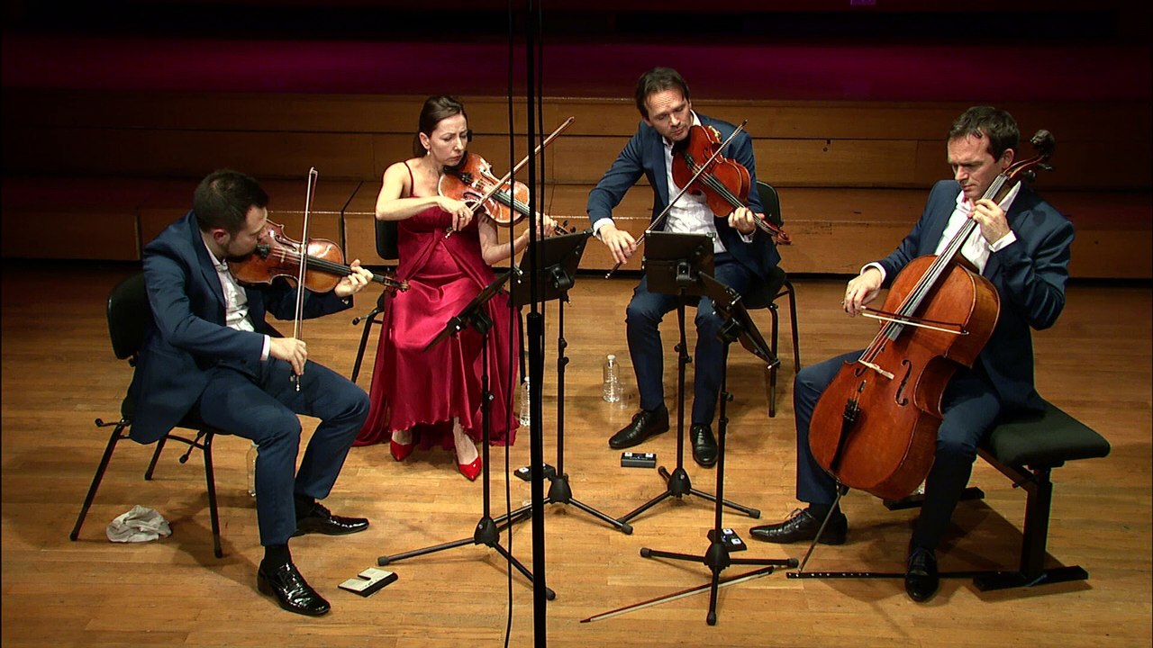 Piotr Ilitch Tchaïkovski : Quatuor à cordes n° 1 en ré majeur op. 11 - Moderato e semplice  par le Quatuor Casal