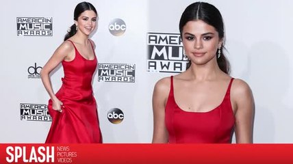 Selena Gomez firma negocio de $10,000,000 dólares con Coach