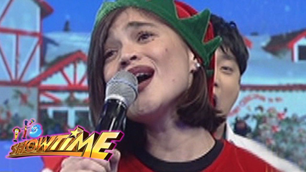 It's Showtime: Anne sings Sine Mo To's "Pasko Na Sinta Ko"