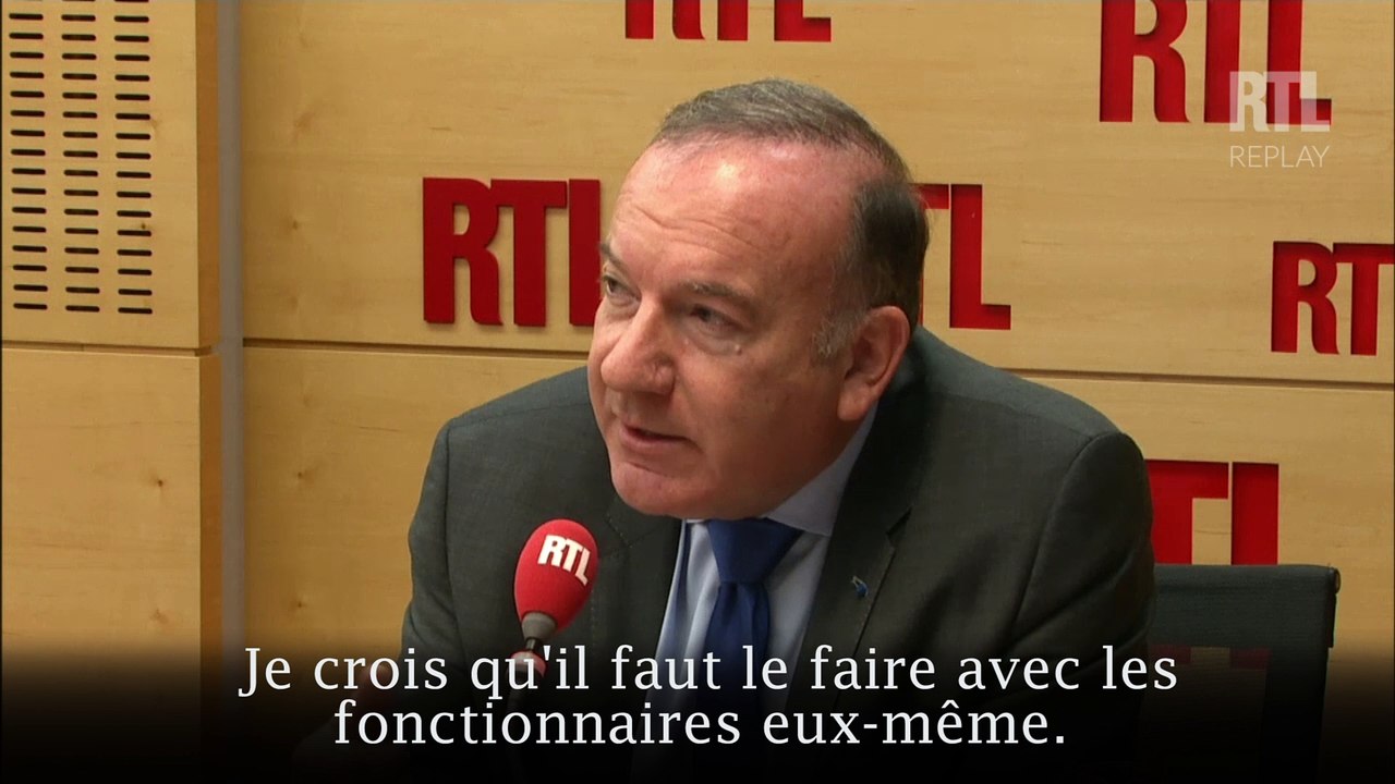 "Il faut réformer la sécurité sociale avec les fonctionnaires" estime Pierre Gattaz