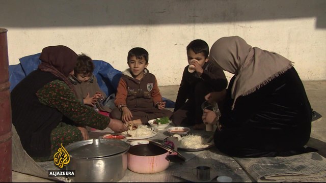 Iraqis return to towns captured from ISIL