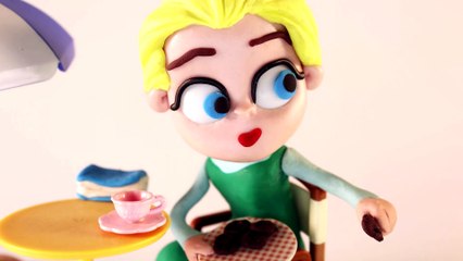 Alien Invasion Batman vs Superman Superhero Movie Clips - Play Doh Animation