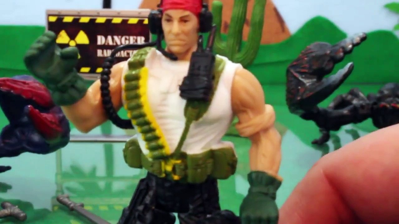 SPONGEBOB 3 Micro Boat Race Toys Episode with Full Video Toy Review | Mini Boats for Kids