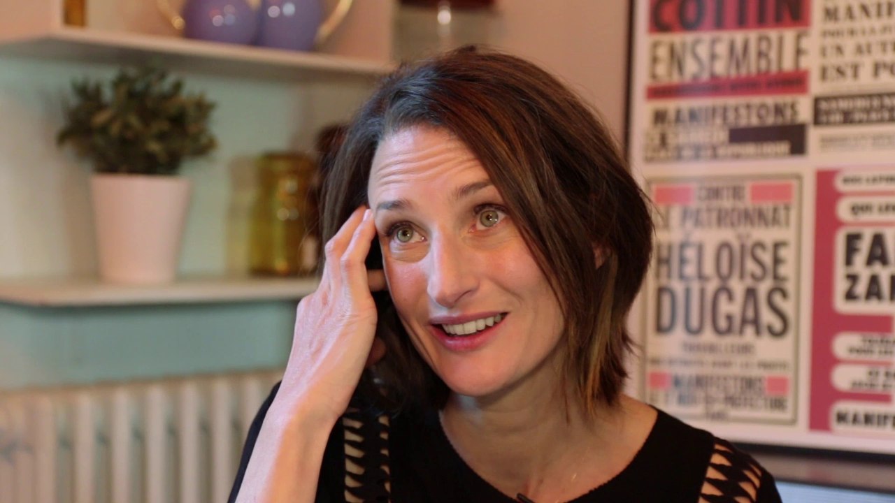 Cigarettes et chocolat chaud : l'interview de Camille Cottin