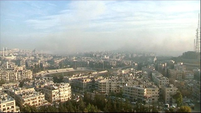 Aleppo onslaught: UN says Syrian forces executing civilians