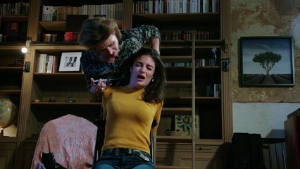 Indiscrétion : La mère de Julien prête à tuer Sabrina