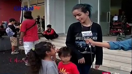 Status Janda, Sheila Marcia Nafkahi Ketiga Anaknya