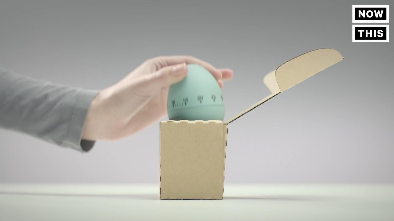 This Machine Cuts The Perfect Box Every Time