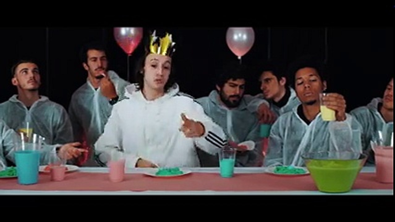 Roméo Elvis - Tu vas glisser (clip officiel)