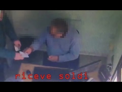 Napoli - Banda delle carte clonate, coinvolti dipendenti Comune e Poste (13.12.16)