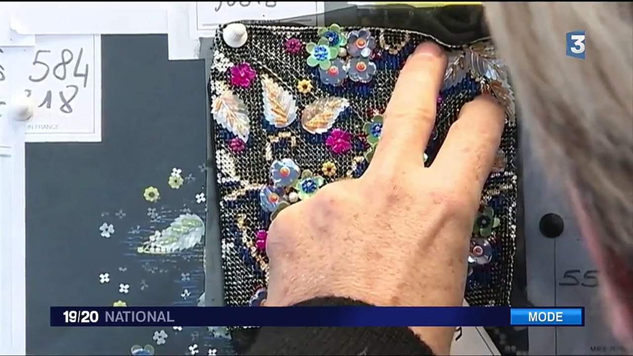 Chanel : Karl Lagerfeld a présenté sa collection "métiers d'arts"
