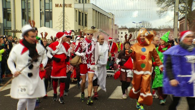 Les Foulées de Noël 2016 - Reportage TV8