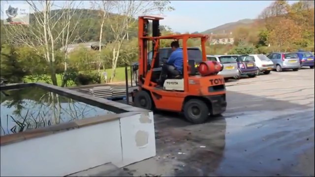 INSANELY FUNNY forklift fail complition!
