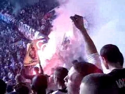 Psg om crakage virage auteuil +ATKS