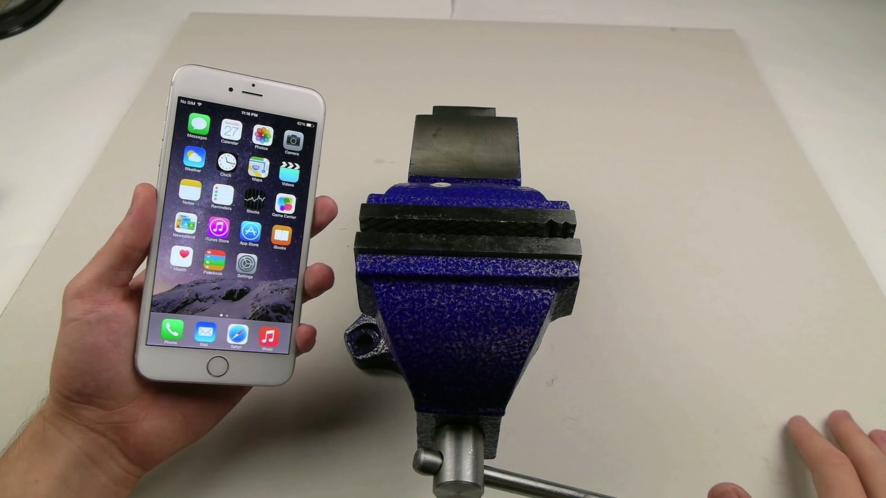 iPhone 6 Plus Extreme Bend Test