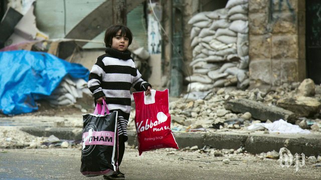 After reports of civilian massacres, Russia helps broker evacuation deal for Aleppo