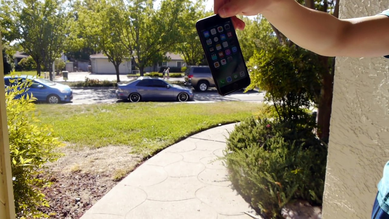 iPhone 7 and 7 Plus Drop Test!