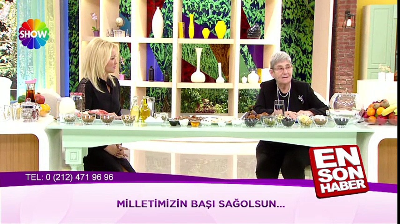 Canan Karatay şehitler için gözyaşları içinde şiir okudu | En Son Haber