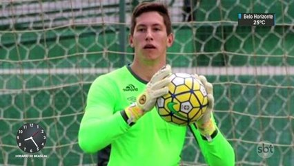 Goleiro Jackson Follmann passa por nova cirurgia em São Paulo