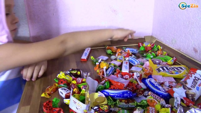 BAD BABY Review Yaroslava Play ИГРАЕМ в ДОКТОРА делаем УКОЛ ВРЕДНЫЕ ДЕТКИ Видео для детей Tiki Taki