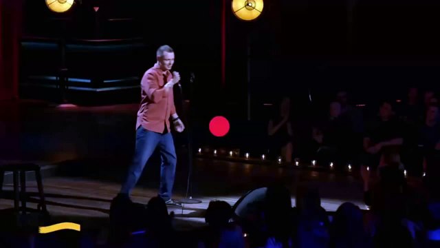 Stand Up: Виктор Комаров - О реальных презентациях, Instagram, привидении дома и разборках во дворе