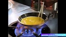 Amazing fried eggs skills - Part 1