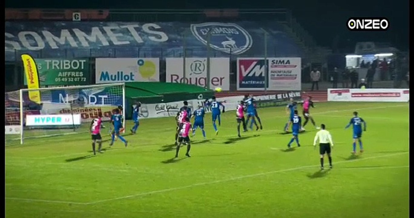 NEWS (SPÉCIAL LIGUE 2) : DUPLEX DUPLEX JIMMY ROYE (CHAMOIS NIORTAIS FC)