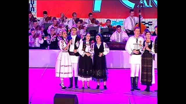 Tineri interpreti din Transilvania si Mariana Deac - Frati romani din lumea-ntreaga