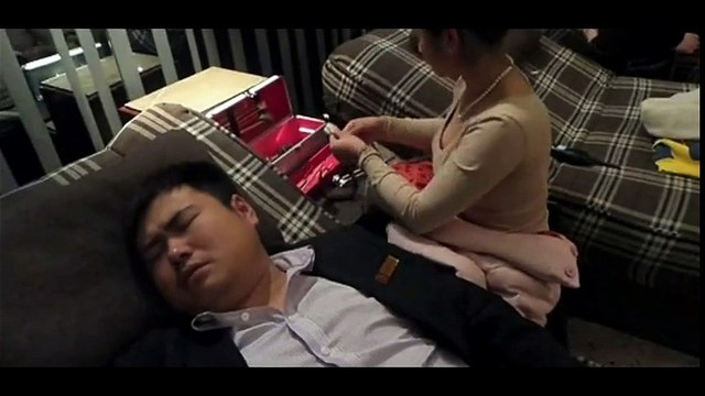 DIY Ear Cleaning (7) A man enjoying a relaxing ear cleaning session