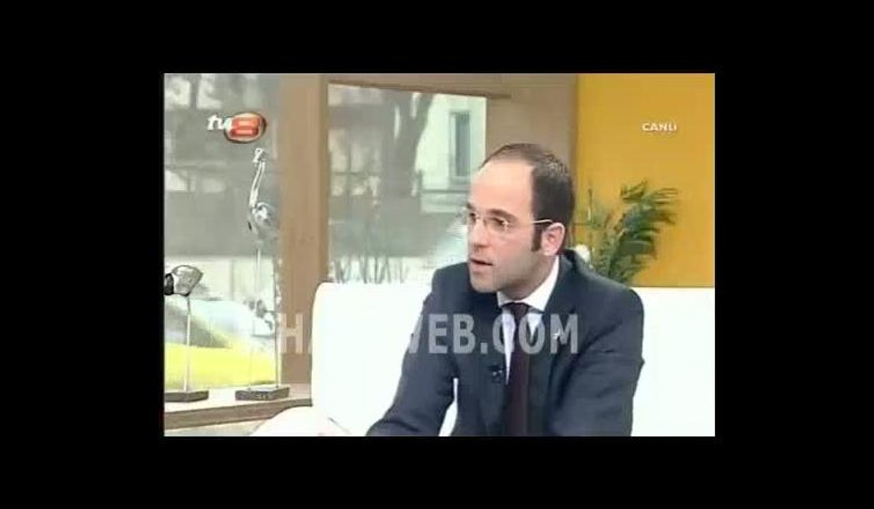 Erkan Tan'ın AKP'yi eleştirdiği CHP'ye övgüler yağdırdığı görüntüler