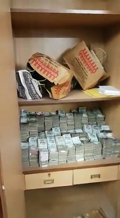 Watch Spot Visuals of Police Raid at a House in South Delhi over Rs 8 crore